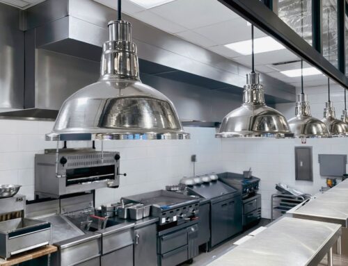 Limpieza cocinas industriales: campanas y conductos (UNE 100165)